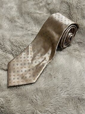 Classic Jacques Estier Mens Silk Beige Patterned Tie